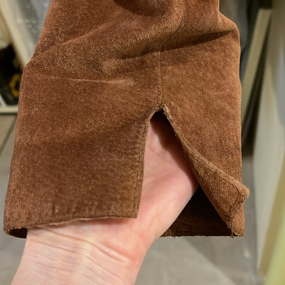 Leather (suede) jacket - Picture 5 of 8